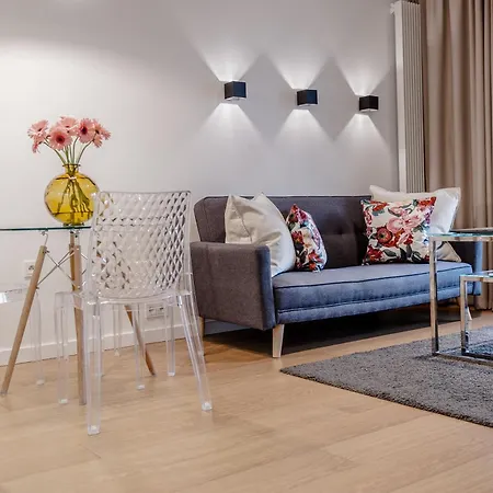 Mennica Patronus Апартаменты