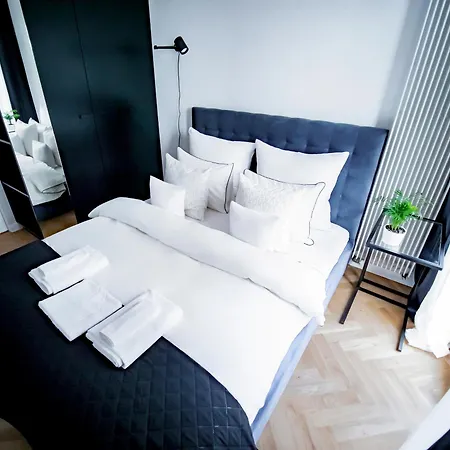 Mennica Patronus * Варшава